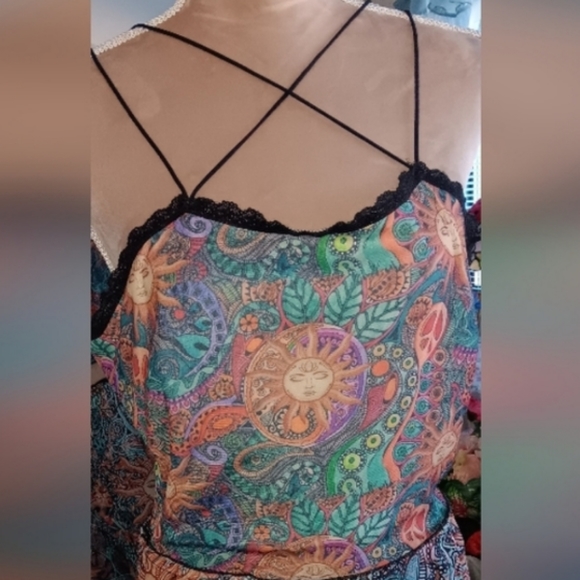 Romwe~ Celestial Whimsigoth Lace Trim Crisscross Crop Tank Top L/XL - Picture 7 of 11